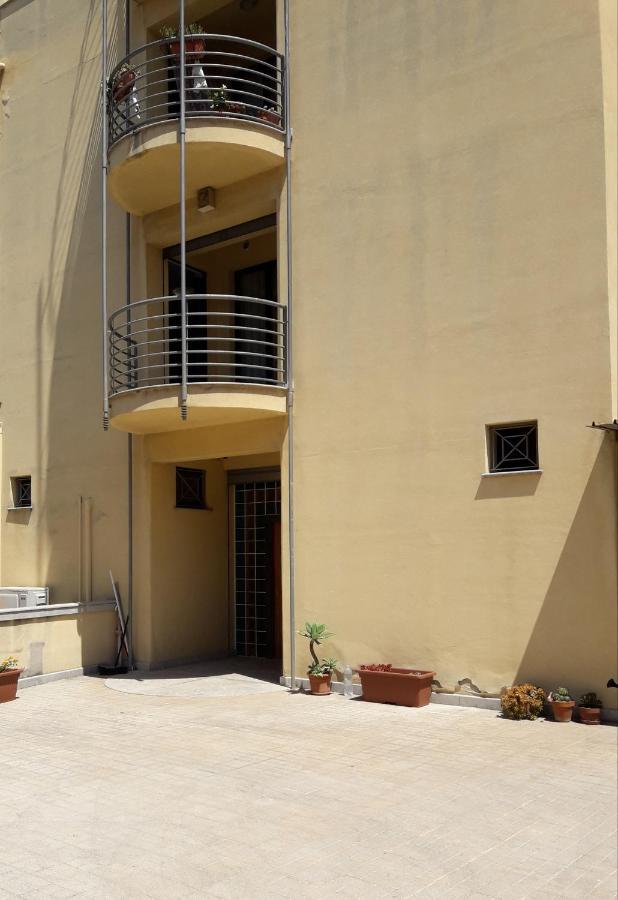 Ferienwohnung Residenza Del Borgo Trapani Exterior foto